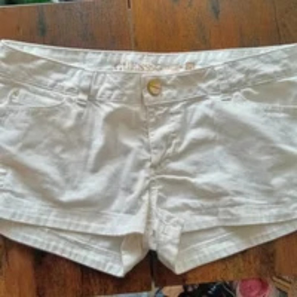 white jeans